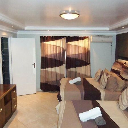Desert Oasis Lodge Pretoria-Noord Dış mekan fotoğraf