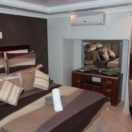Desert Oasis Lodge Pretoria-Noord Dış mekan fotoğraf
